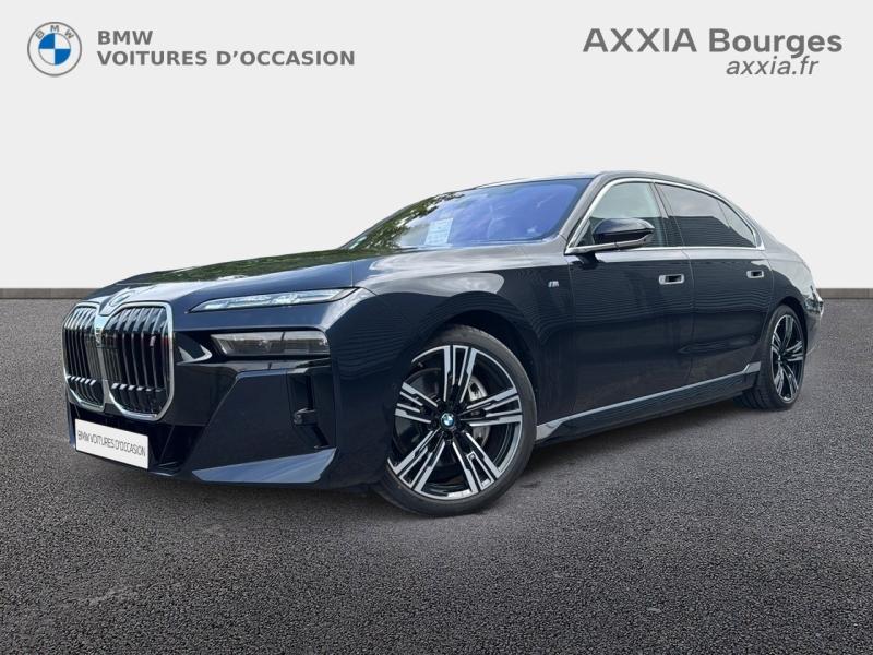 BMW i7